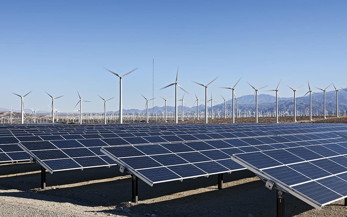 Fast Modeling with Real-Time Simulation