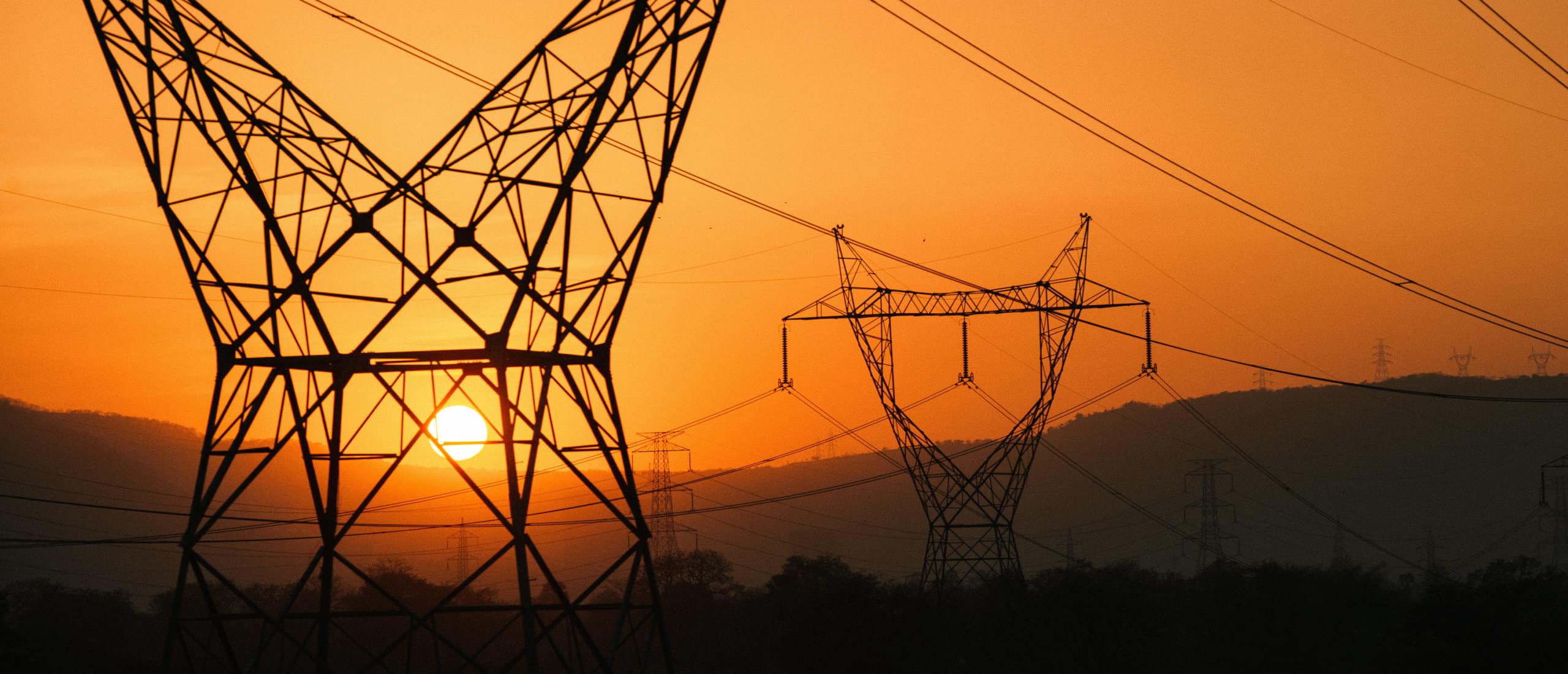 Grid West High Voltage Direct Current Technology Review